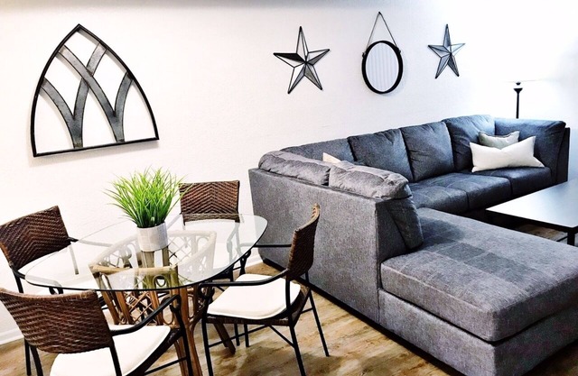 🌟Condo Fairfield Glade mis à jour 🌟w / lit King Size, animaux acceptés, Wifi, et plus encore!