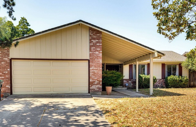 Updated Home in Suburbs - 10 Mi to Dtwn Stockton!