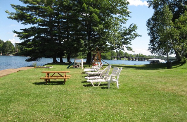 MISE À JOUR DE LA CABINE DU LAC MINOCQUA