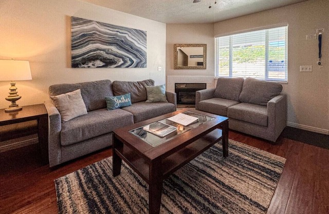 941 # 2, Condo Lake View, WiFi gratuit