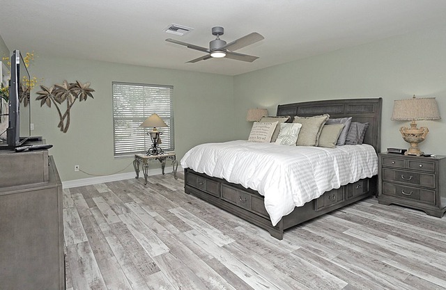 Updated Lakefront Villa!