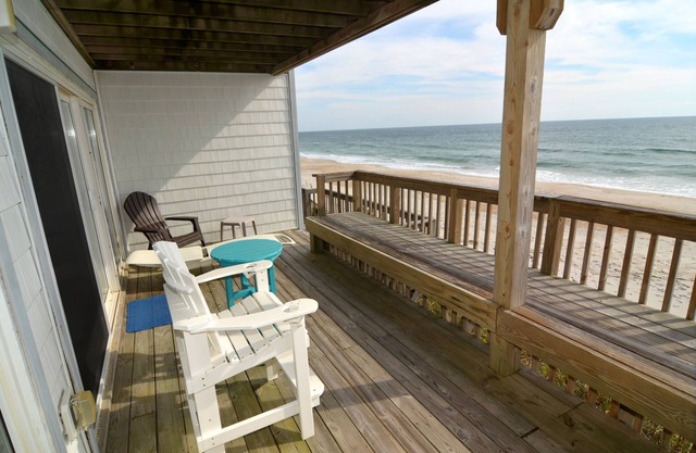 Queen's Grant Oceanfront Condo * Special * * - Wi-Fi, piscine, bain à remous