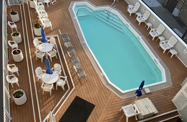 Condo amélioré près de Boardwalk / Beach / Asbury Shopping w Pool