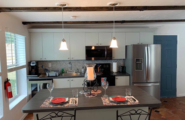Upland Zen Retreat Cottage near Downtown West Palm Beach Pet Friendly