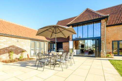 Upper Barn - a large family house by Aldeburgh Coastal Cottages