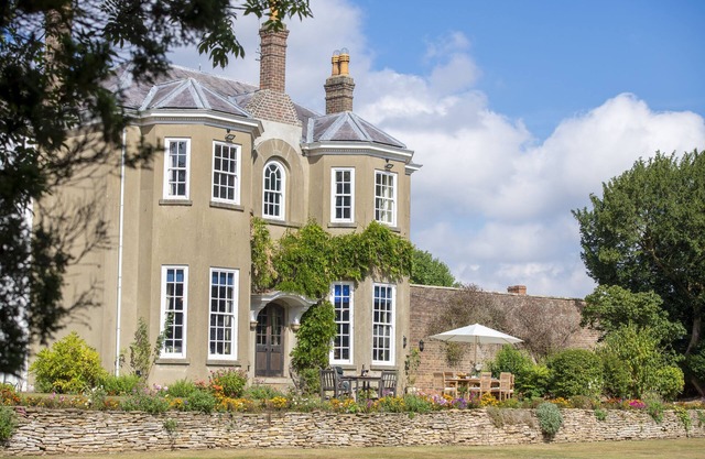 Upper Helmsley Hall, Upper Helmsley