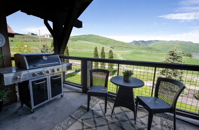 2 chambres à coucher Huntsville, Utah Townhome près de Pineview Reservoir