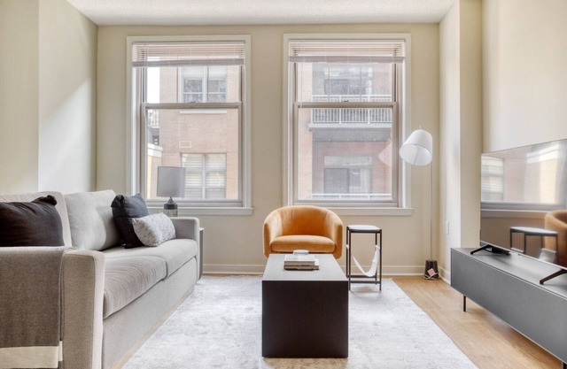 Upscale Foggy Bottom 1BR w/ Den, Pool & Gym, near GWU, by Blueground
