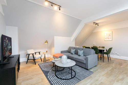 Urban Chic - Dorset Street