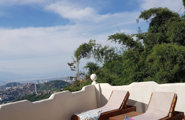 Luxury Loft w/huge terrace, priv hot tub, insane view, pool surrounded by nature