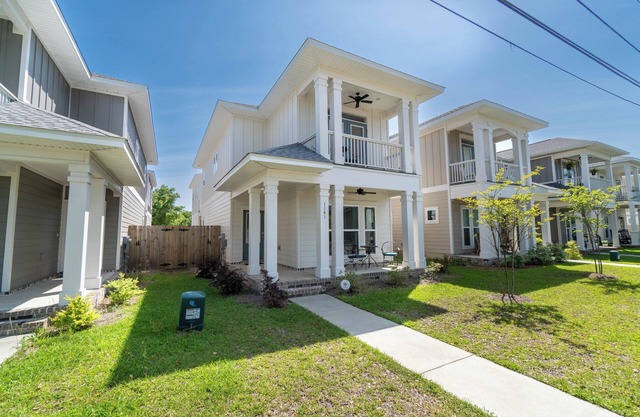 Urban Vista | 4 Bed, 2.5 Bath