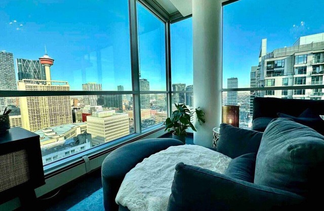 Urbanest - Spectacular Views & Amenities Downtown