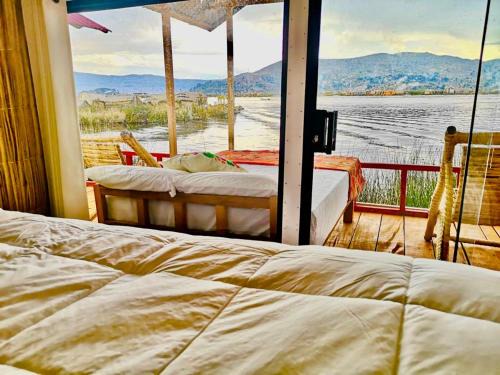 Uros Marca Lodge