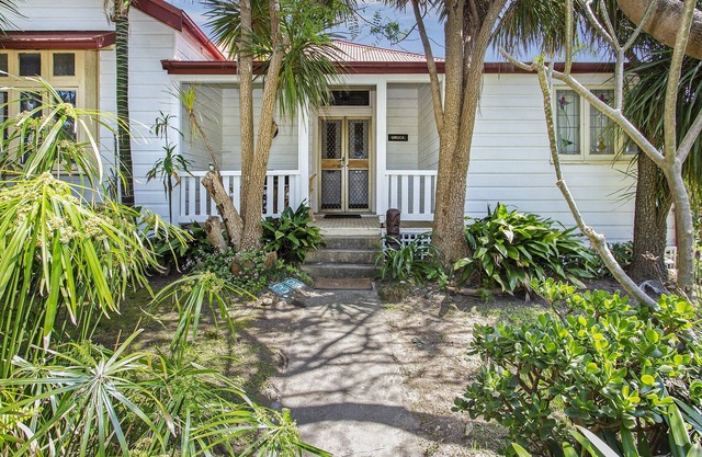 “Uruga” – 50m to Thirroul Beach