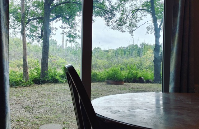 Peaceful Rustic Oasis - Private Cottage on 5 acres
