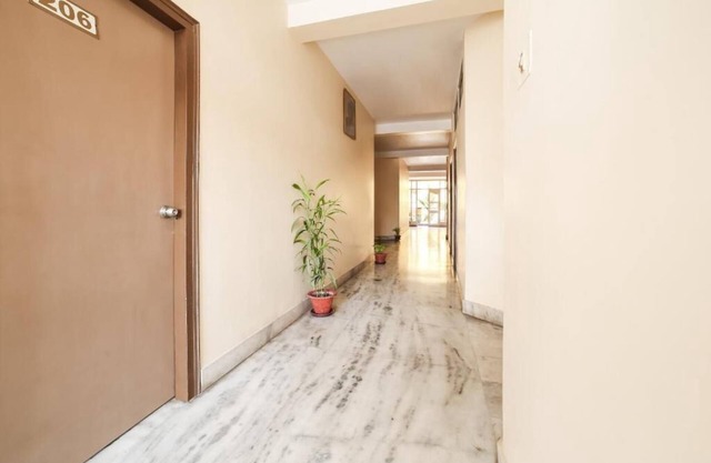 Uttam Guest House