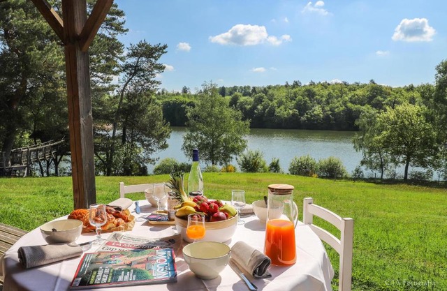 Vacancéole - Le Domaine des Monédières