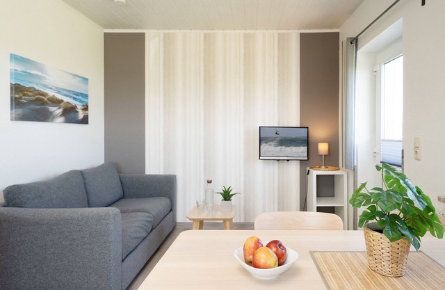 Vacation apartment/apartment for 2 guests with 30m² in Fehmarn OT Sulsdorf (296368)