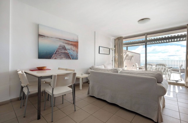 Appartement de vacances "Casa Médano 17" avec vue sur la mer et les montagnes & Wi-Fi
