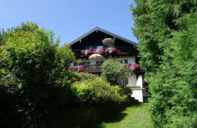 Vacation apartment/apartment for 2 guests with 65m² in Gstadt am Chiemsee (264870)
