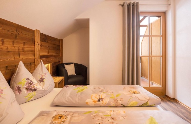 Comfortable Vacation Apartment "Ichatme Klima Apartment 4" with Mountain View, Wi-Fi & Balcony; Parking Available