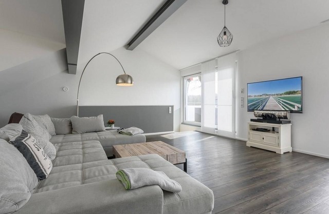 Vacation apartment/apartment for 6 guests with 170m² in Scharbeutz (286741)