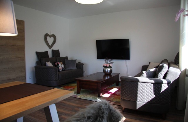 Vacation apartment/apartment for 4 guests with 89m² in Thierstein (147177)