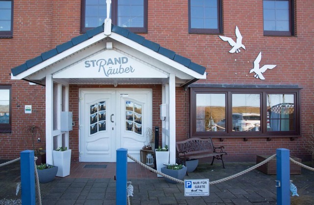 Vacation apartment/apartment for 4 guests with 45m² in Schönberg (264705)