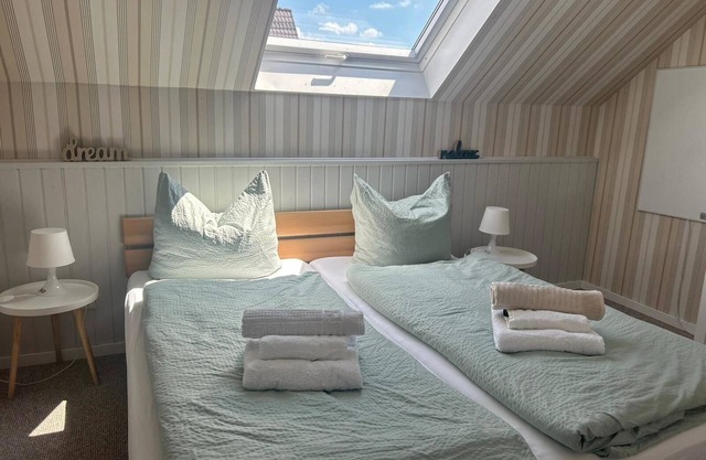 Vacation apartment/apartment for 4 guests with 70m² in Hage (186632)