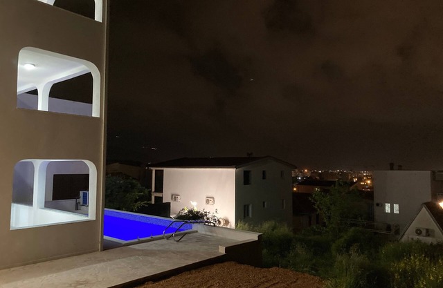 holiday apartment/apt. for 6 guests with 84m² in Bar-Šušanj (160238)