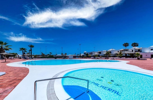 Appartement de vacances 'Casa Yare, Shared Pool, Air-con' avec vue sur mer, Wi-Fi et climatisation