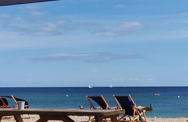 Apartment (100 sqm) between the seas with space for up to 5 people