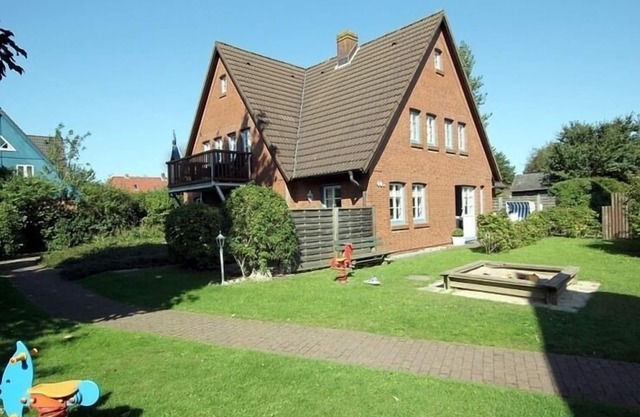 Vacation apartment/apartment for 5 guests with 48m² in Wyk auf Föhr (143783)