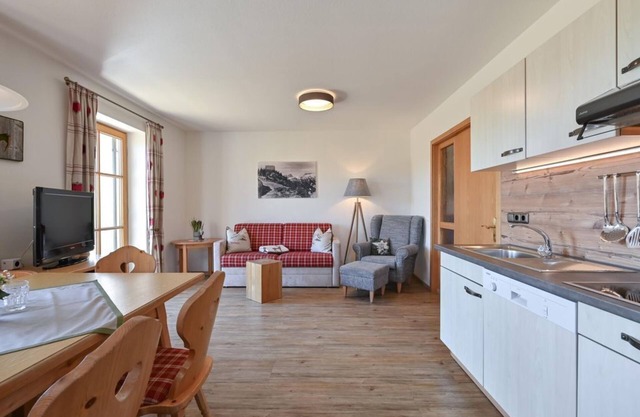 Vacation apartment Falkenstein No. 4 on the first floor - Landhaus am Rosenbächle