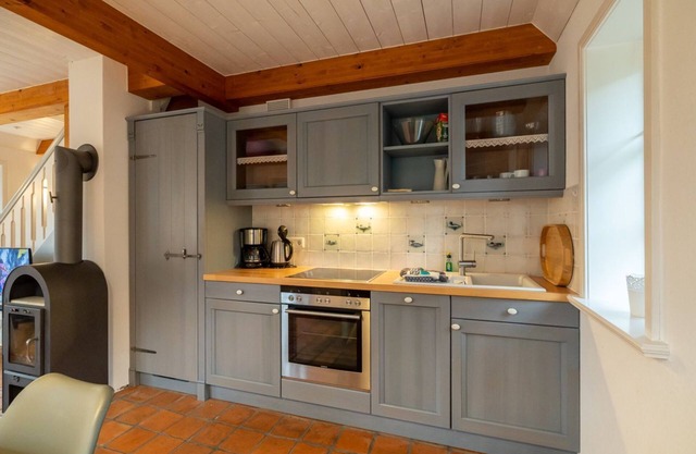 Vacation apartment Oldsum - Take a vacation in the artists' village of Oldsum