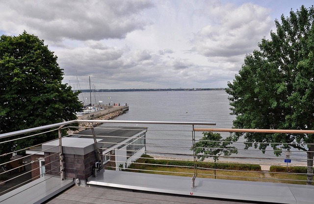 Vacation apartment Strandhafer with balcony in Heikendorf
