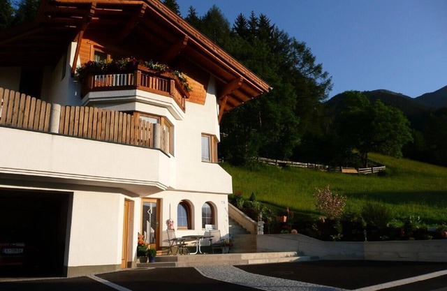Appartement ensoleillé et calme à Span en bordure de forêt