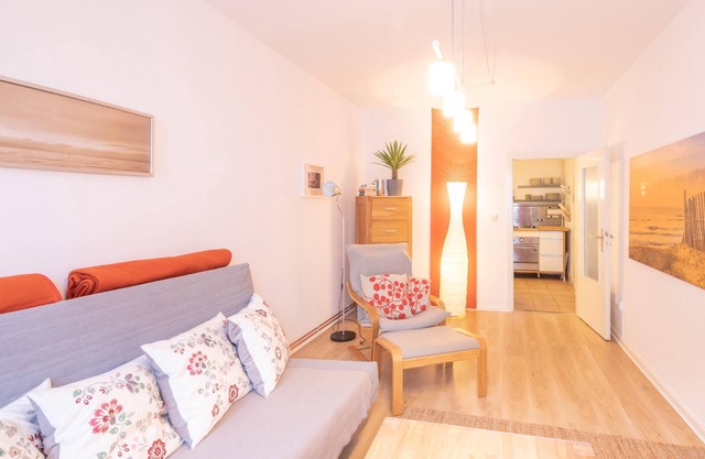Vacation apartment Strandmuschel in Tönning for up to 3 people