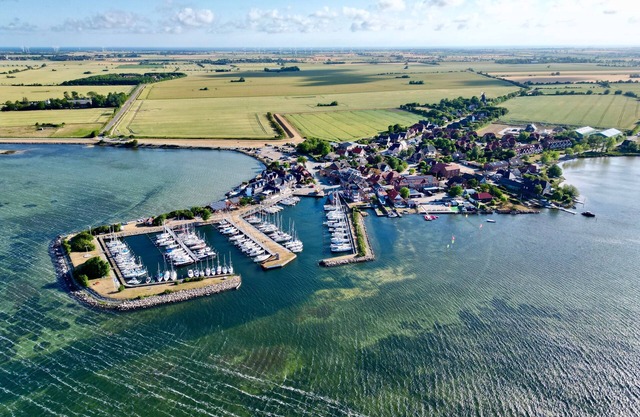 Vacation home for 6 guests with 122m² in Fehmarn OT Lemkenhafen (189523)