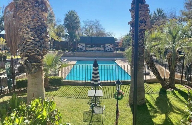 Vacation gateway 2 bedroom condo