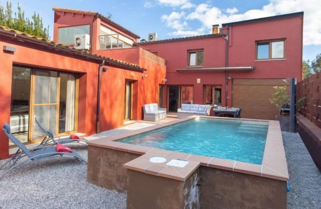 Maison Fonteta à La Bisbal D'Emporda - 12 personnes, 7 chambres