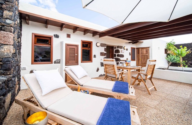 Maison de vacances 'Casa Margarita 4' avec vue sur les montagnes, 2 terrasses et Wi-Fi