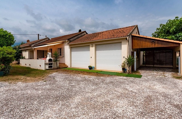 Maison Dami I by Interhome