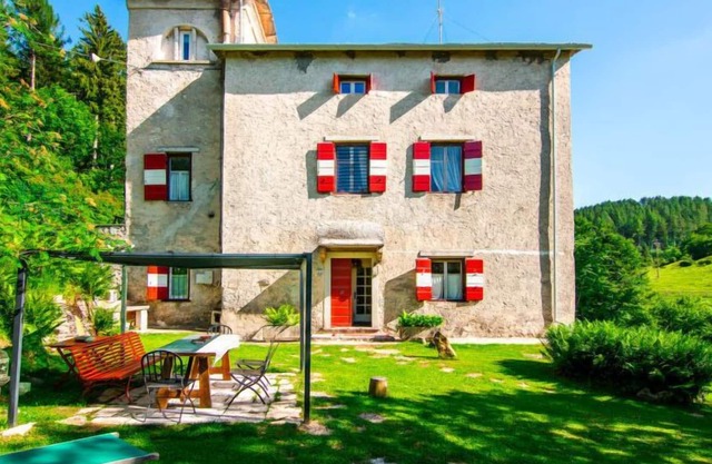 Maison Dimora Storica Lessinia à Ala - 14 personnes, 7 chambres