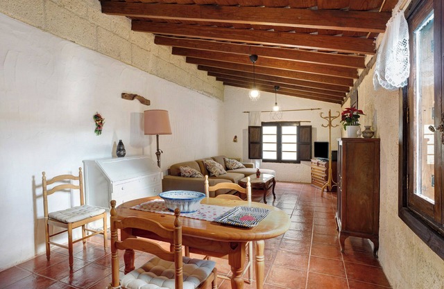 Maison de vacances "El Drago" avec vue sur les montagnes, piscine et Wi-Fi