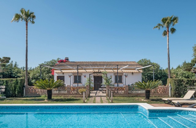 Maison de vacances "El Laure" avec vue sur les montagnes, piscine privée et Wi-Fi