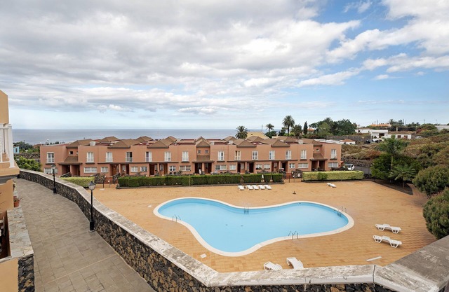 Maison de vacances "El Zumacal" avec vue sur la mer, piscine partagée et Wi-Fi