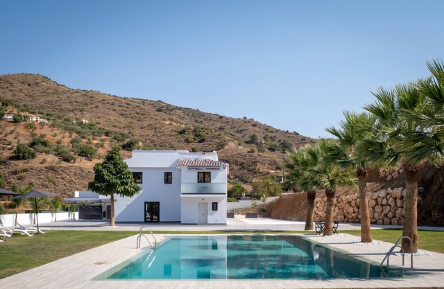 Maison de vacances 'Era del Puerto 1' avec vue sur les montagnes, piscine, 2 balcons & Wi-Fi