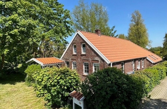 Vacation home for 4 guests with 105m² in Wittmund (170174)