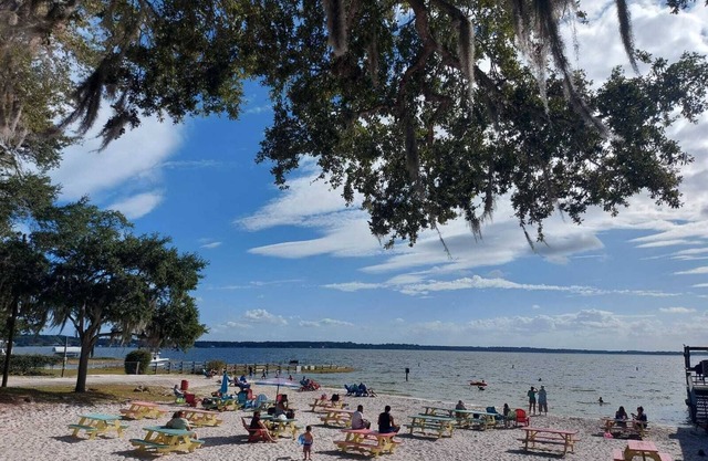 Home for vacation near Orlando (by car)